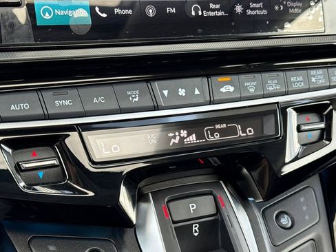 Certified 2025 Honda Odyssey Touring image 28