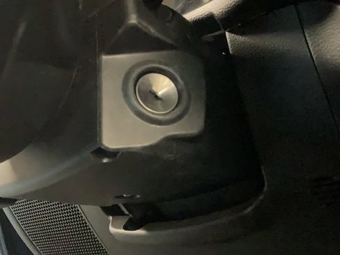 Used 2017 Jeep Wrangler Unlimited Sport w/ Quick Order Package 24S AWD/4WD image 21