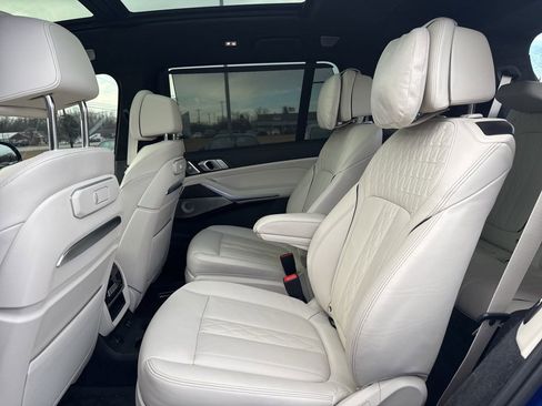 Used 2024 BMW X7 M60i w/ Executive Package image 20