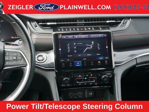 Used 2022 Jeep Grand Cherokee Trailhawk w/ ADV Protech Group II AWD/4WD image 15