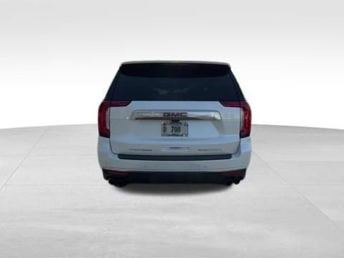 Used 2021 GMC Yukon XL Denali w/ Denali Premium Package image 6
