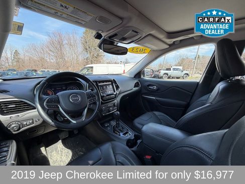 Used 2019 Jeep Cherokee Limited w/ Luxury Group image 10