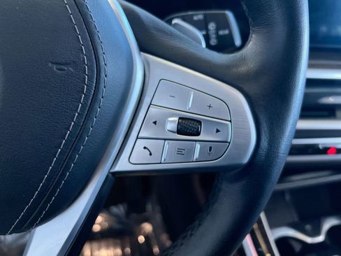 Used 2024 BMW X7 xDrive40i image 19