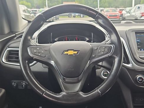 Used 2019 Chevrolet Equinox LT FWD image 15