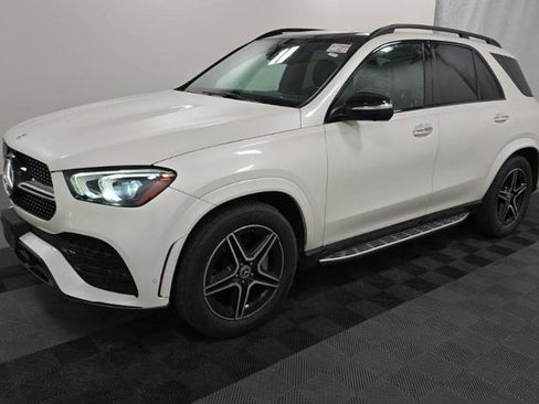 Used 2022 Mercedes-Benz GLE 350 4MATIC w/ AMG Line Exterior image 5