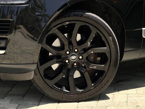 Used 2015 Land Rover Range Rover Supercharged AWD/4WD image 3