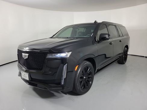 Certified 2023 Cadillac Escalade ESV Sport w/ LPO, ONYX Package image 2