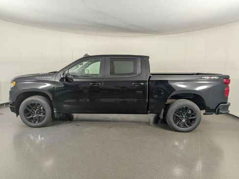 Used 2024 Chevrolet Silverado 1500 RST w/ Convenience Package II AWD/4WD image 5