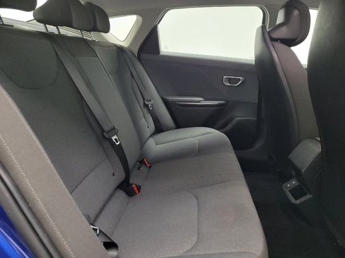 Used 2025 Kia K4 FWD image 19