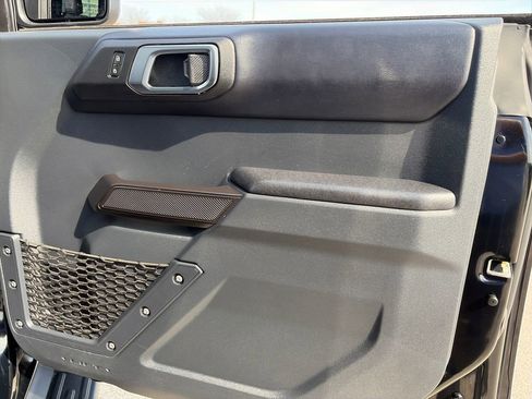 Used 2025 Ford Bronco Outer Banks image 10