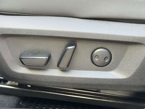 Used 2022 Nissan Rogue Platinum w/ Head-Up Display Package image 21