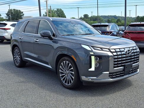 Used 2023 Hyundai Palisade Calligraphy AWD/4WD image 3