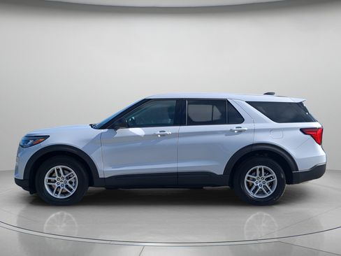 New 2026 Ford Explorer Active image 46