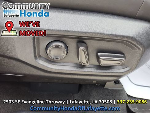 Used 2024 Toyota Sequoia Capstone AWD/4WD image 35