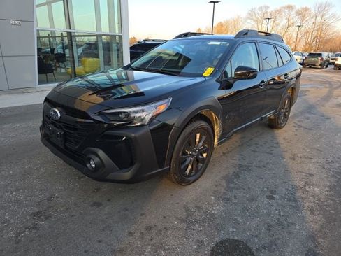 Used 2024 Subaru Outback Onyx Edition image 7