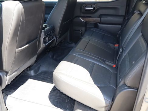 Used 2019 GMC Sierra 1500 Denali w/ Denali Ultimate Package AWD/4WD image 6