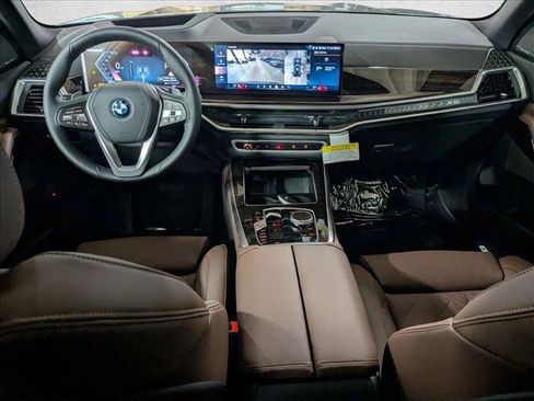 New 2026 BMW X5 xDrive50e image 16