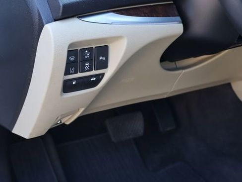 Used 2018 Acura TLX V6 SH-AWD w/ Advance Package image 24