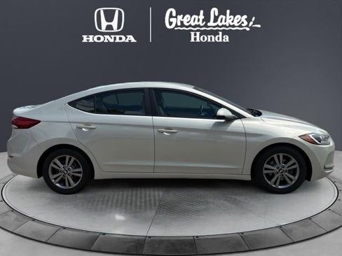 Used 2018 Hyundai Elantra SEL w/ Cargo Package FWD image 7