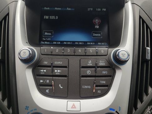 Used 2017 Chevrolet Equinox LS image 25