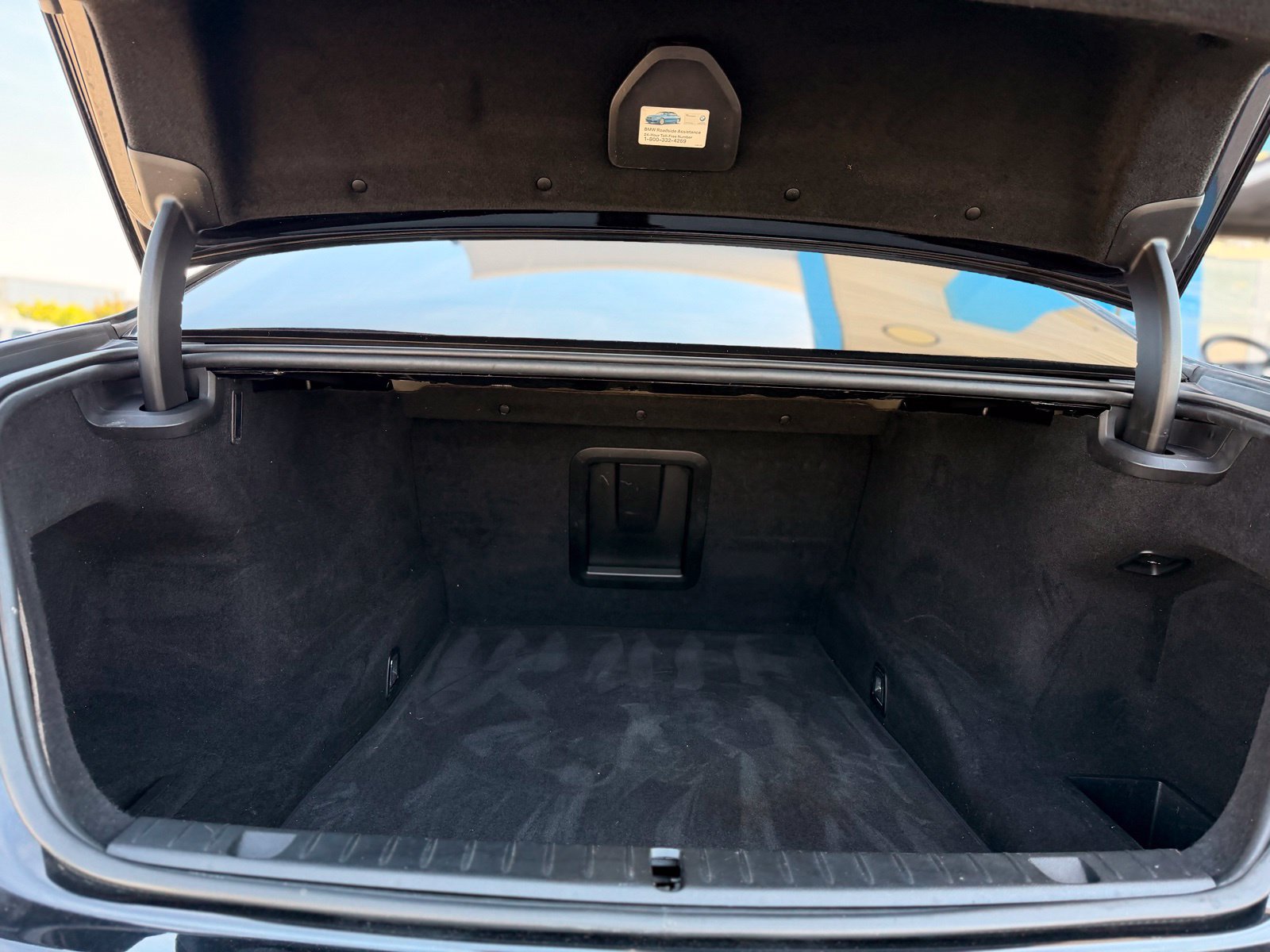 Used 2018 BMW 750i xDrive AWD/4WD image 61