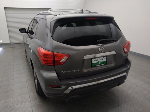 Used 2020 Nissan Pathfinder S FWD image 6