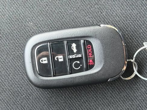 Used 2024 Honda Civic Sport image 32