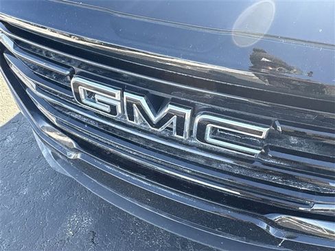 Certified 2023 GMC Terrain SLE w/ Driver Convenience Package image 29