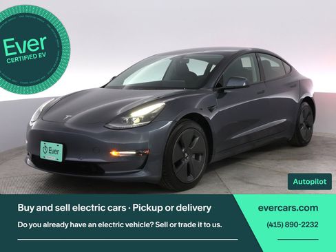 Used 2022 Tesla Model 3 Long Range image 1