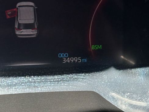 Used 2025 Toyota RAV4 XLE AWD/4WD image 13