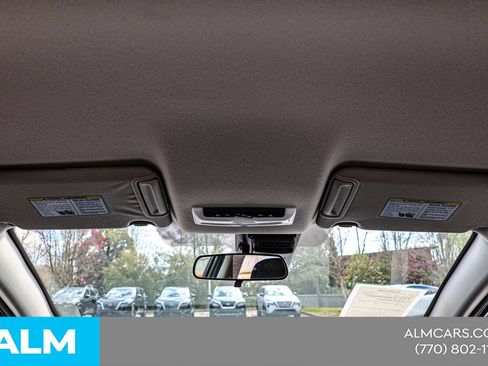 Used 2025 Nissan Versa SV w/ Trunk Package FWD image 44