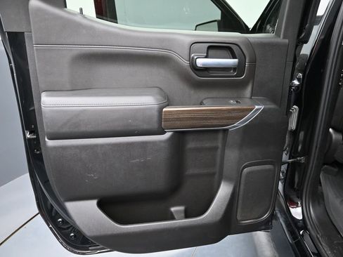 Used 2020 Chevrolet Silverado 1500 LT Trail Boss AWD/4WD image 26