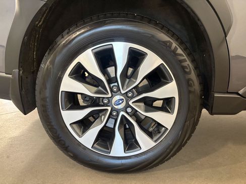 Used 2023 Subaru Outback Touring AWD/4WD image 49