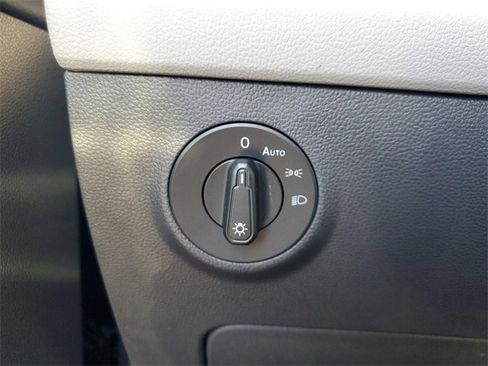 Certified 2023 Volkswagen Taos S image 28