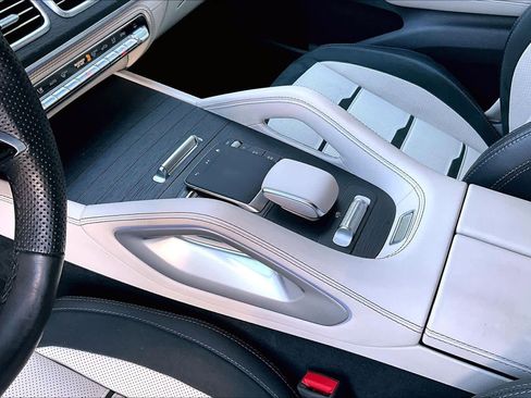 Used 2024 Mercedes-Benz GLE 53 AMG AMG GLE 53 image 17