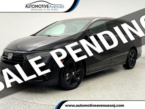 Used 2023 Honda Odyssey Sport image 1