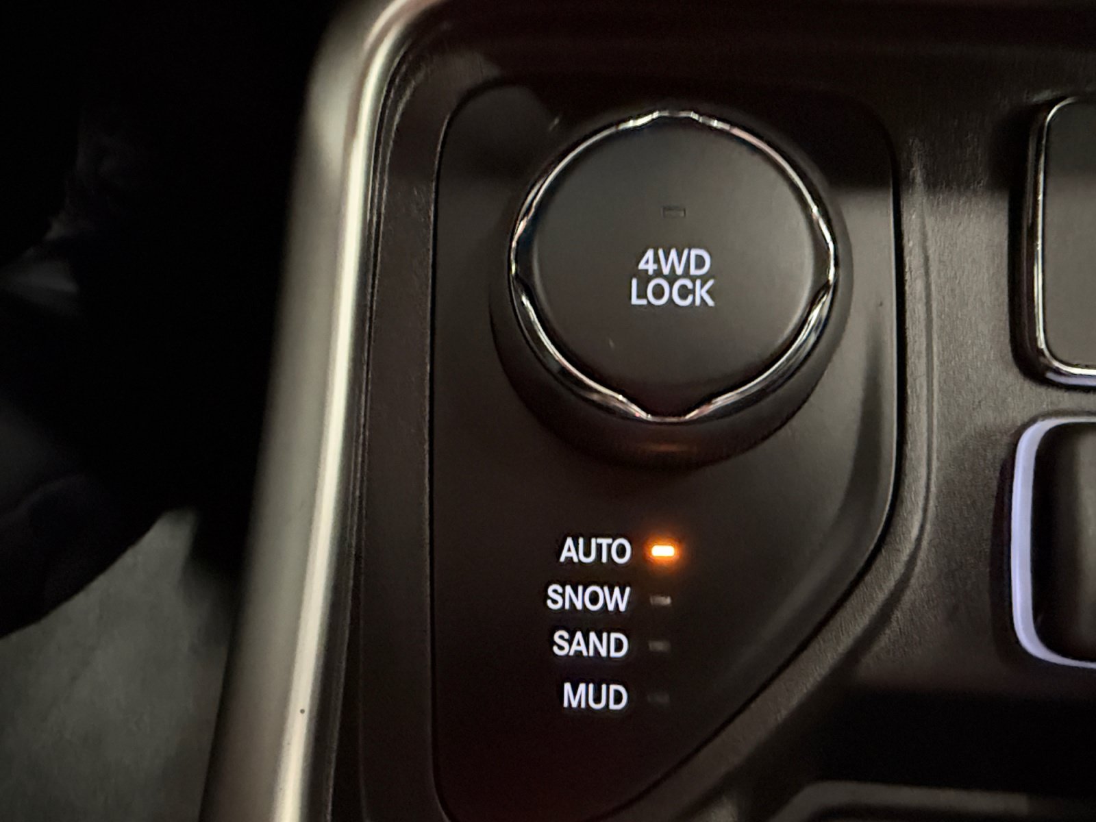 Used 2021 Jeep Compass Latitude AWD/4WD image 31