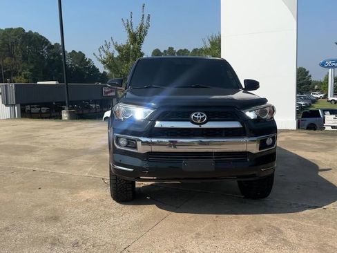 Used 2016 Toyota 4Runner Limited image 9