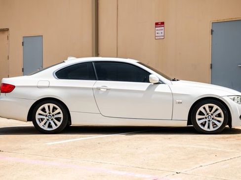 Used 2011 BMW 328i xDrive Coupe AWD/4WD image 10