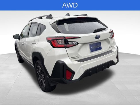 Used 2024 Subaru Crosstrek 2.0i Premium AWD/4WD image 3