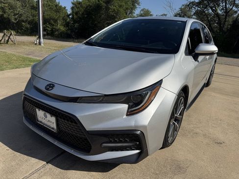 Used 2022 Toyota Corolla SE FWD image 5