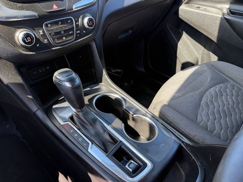 Used 2019 Chevrolet Equinox LT FWD image 13