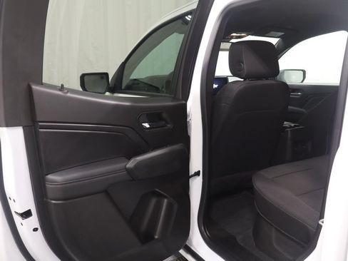 Used 2023 Chevrolet Colorado LT w/ LT Convenience Package II AWD/4WD image 13