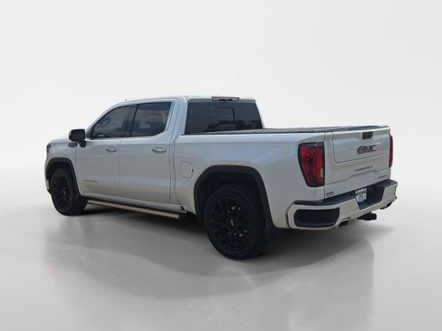 Used 2023 GMC Sierra 1500 Denali w/ Denali Carbonpro Edition AWD/4WD image 3