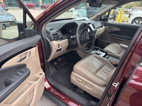 Used 2022 Honda Pilot Elite image 8