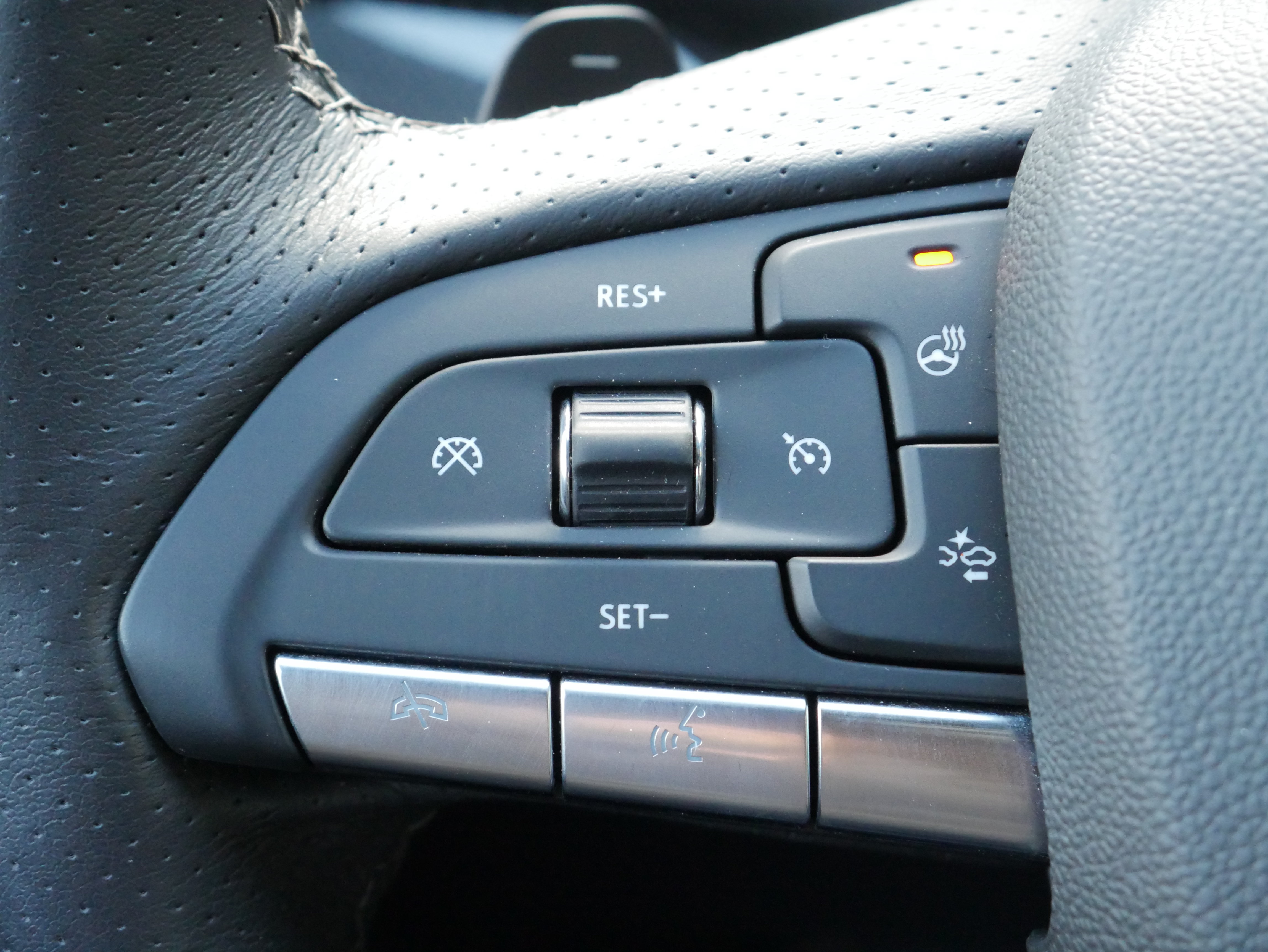 Used 2023 Cadillac XT4 Sport AWD/4WD image 27