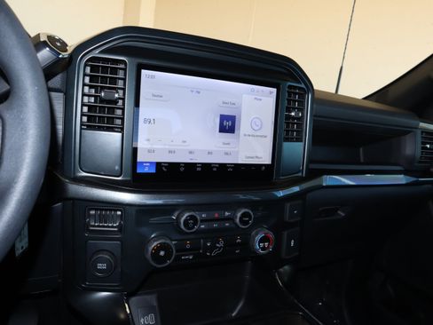 Certified 2025 Ford F150 STX image 27