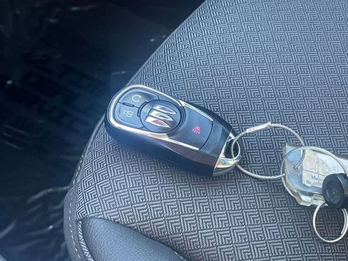 Used 2025 Buick Encore GX Preferred image 22