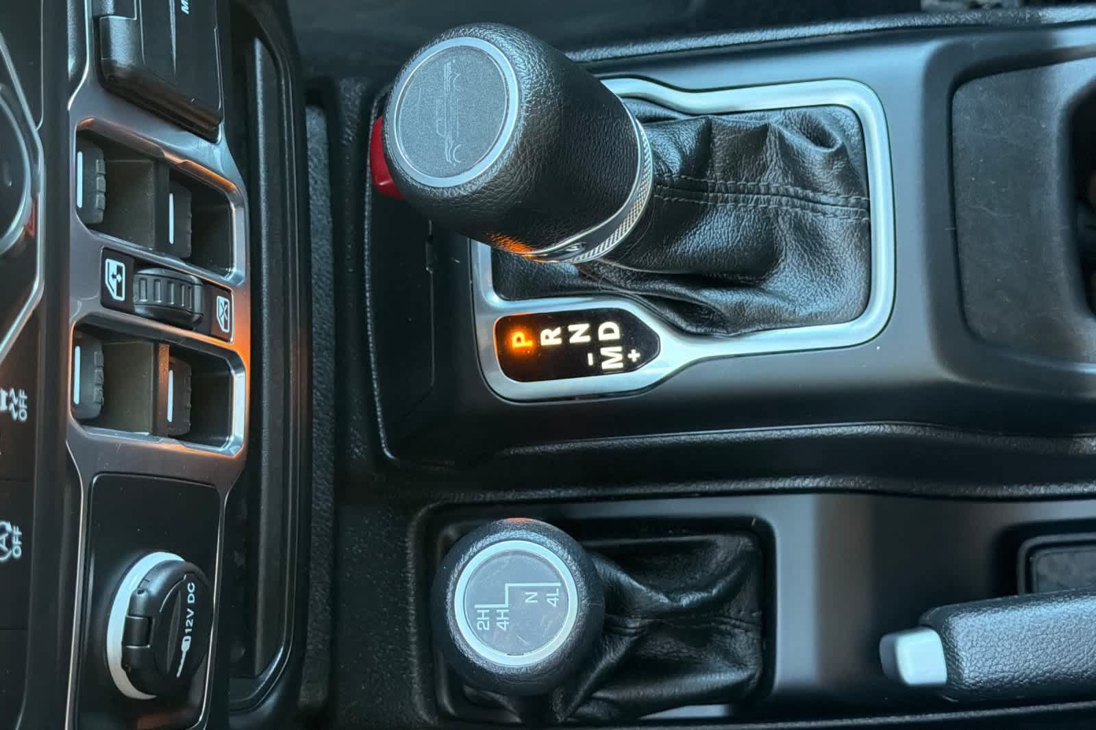 Used 2023 Jeep Gladiator Sport AWD/4WD image 21