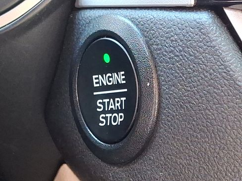 Certified 2022 Ford Escape SE w/ SE Sport Appearance Package image 22